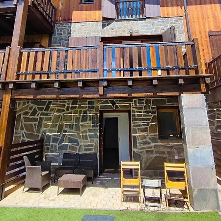 Casa Con Jardin Cerca De Llivia *